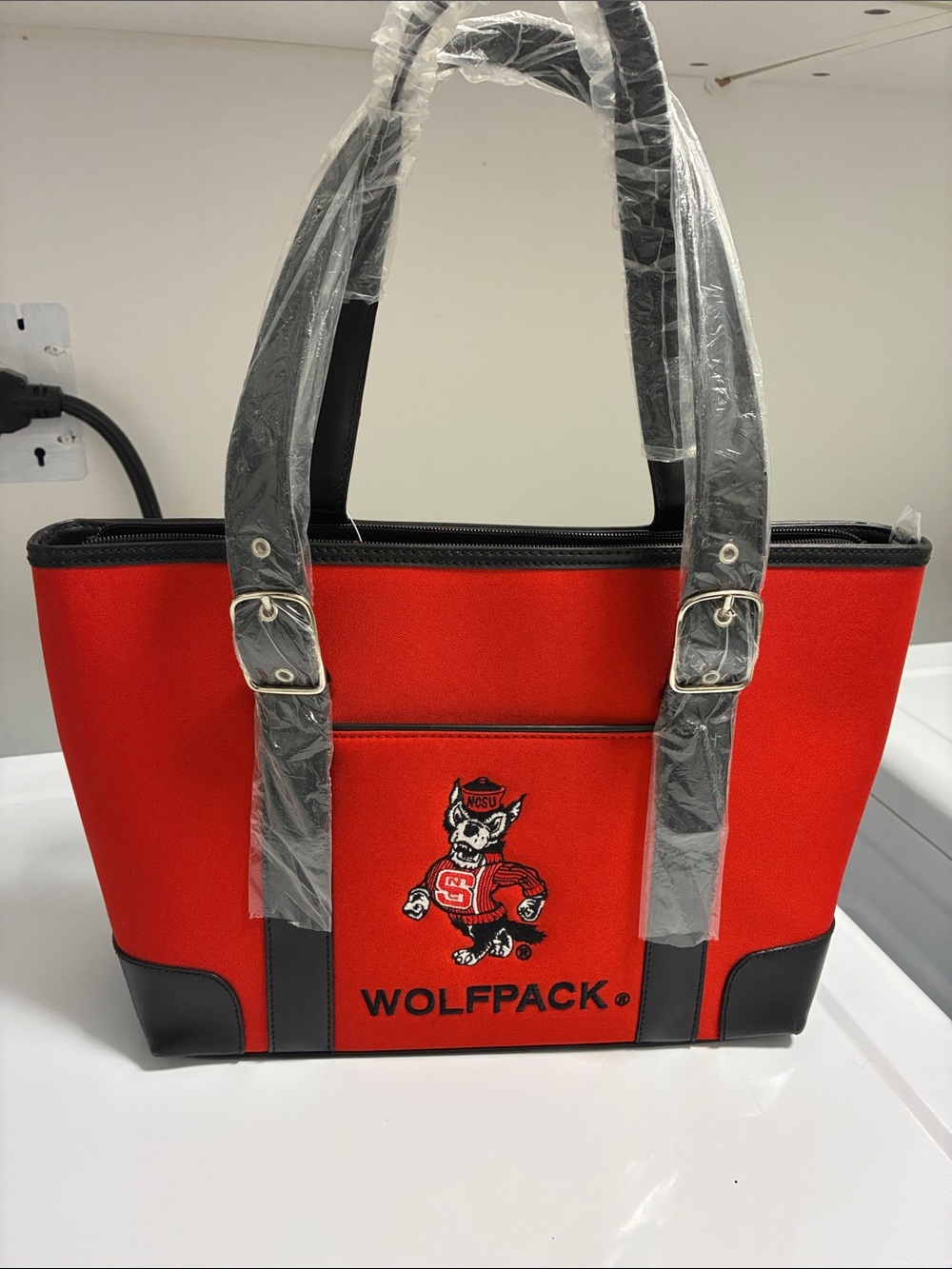 NORTH CAROLINA STATE WOLFPACK BASKETBALL NC UNIVERSITY NEW